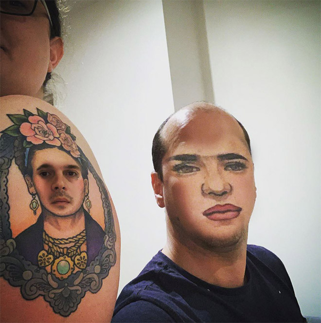 Cuando usas una aplicación de intercambio de caras en tu tatuaje ...