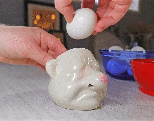 Separador de huevos con nariz de mocos.