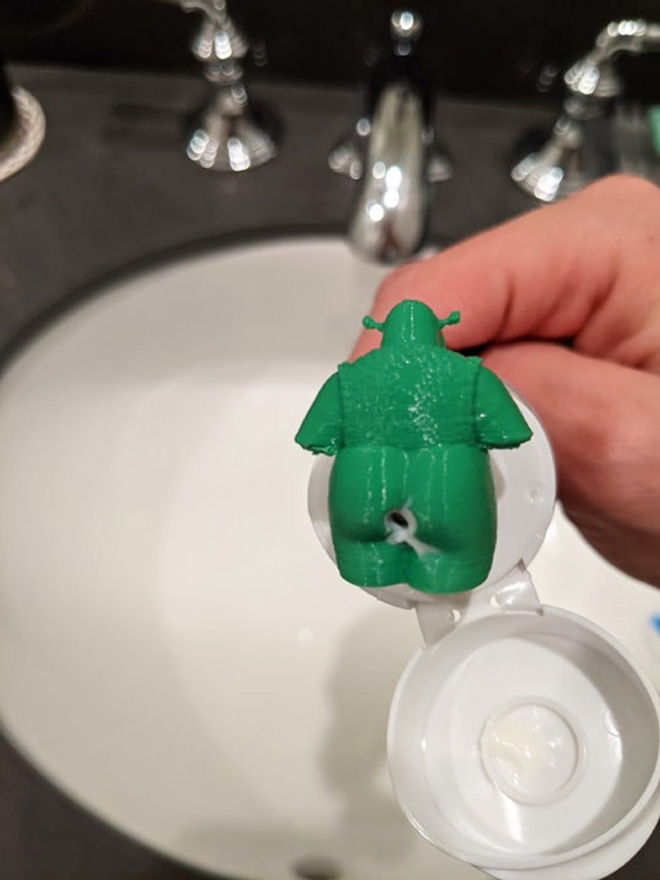 Dispensador de pasta de dientes Shrek Poo.
