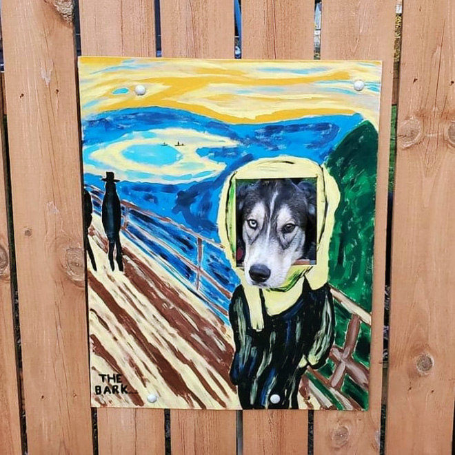 Divertida pintura de valla de perro.