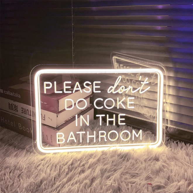 Por favor, no coques en el baño.