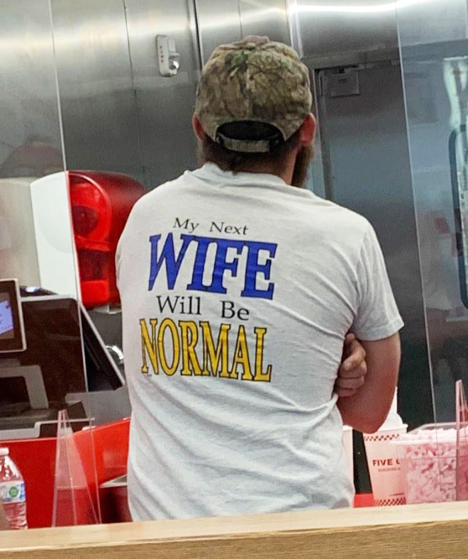 Mi próxima esposa será normal.